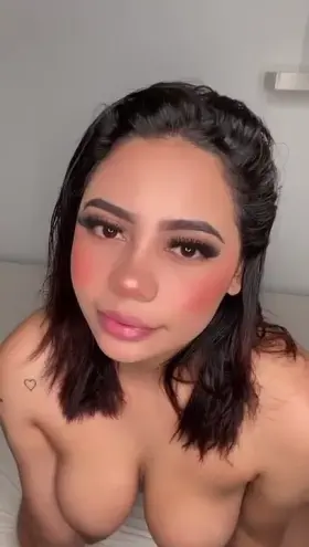 I see you watching me play with my tits 🍼💦