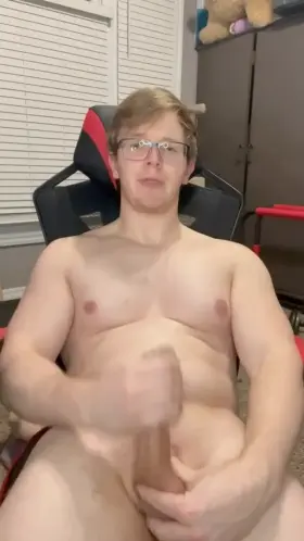 Not my best load but good cum lol ignore my faces