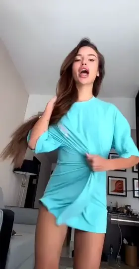 i may be flat up top, but I'm juicy down below!