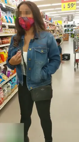 I Know How To Make Shopping Fun With My Big Titties