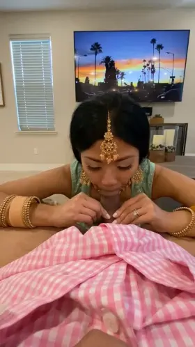 Asian Filipina Sucking Dick