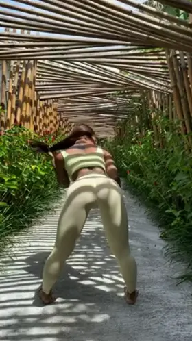 wanna fuck upside down?