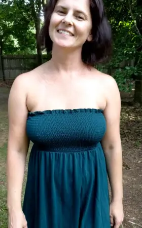 Hope you like my 38yo mom boobs :)