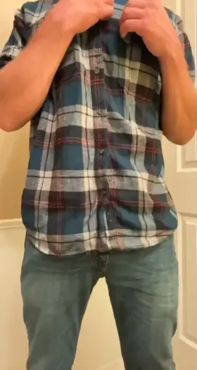 Watch me strip down 😈