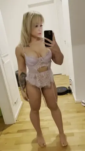 i will fuck myself i just one man wants to cuddle with me