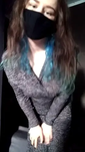 I opened my robe for you, please respond? 🥺