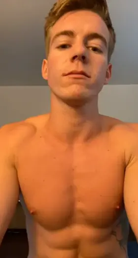 23 Who’s up this late😏