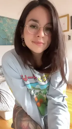 are petite geeky girls with a body like mine your type too?