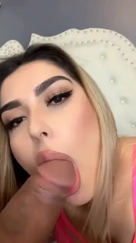 Love getting other men hard 😘😉