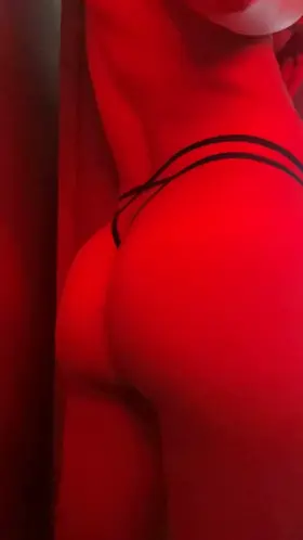 Do you like to see my ass jiggle?
