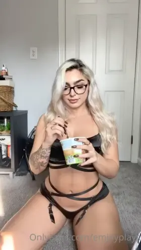 🍉 Emjayplays OnlyFans Leak