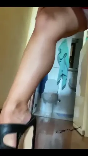 Where would you cum… tits or feet