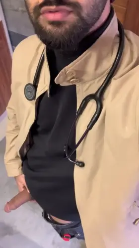 Get (m)e hard between shifts?