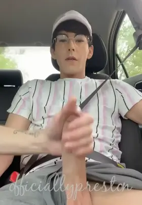 Thanks for the hand. 😁