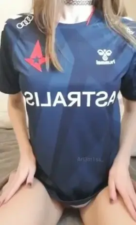 Do you like when petite teens get naked for you?