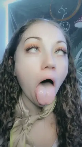 you find me waiting for you in the mystery machine like this wyd