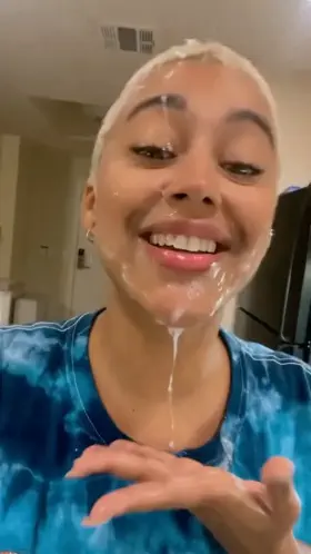 She Got Nut on Her Face
