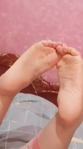 Toes or soles ?