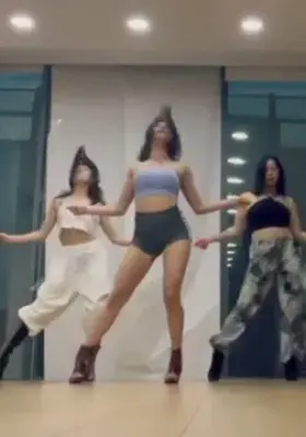 (CLC) SEUNGYEON - Perfect body!