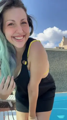 I guess this is why I dont get invited to any friend's family pool party 🤔