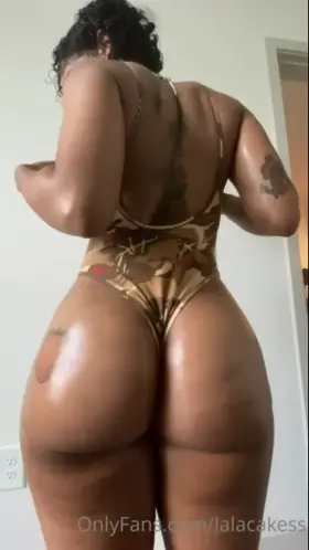 Lala Get her Free F0lder Below👇