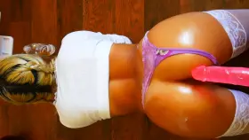 Tip Lip Teasing XoXo