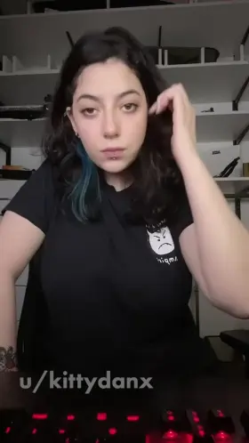 You kinda expected them to be big, but what about HUGE?😏