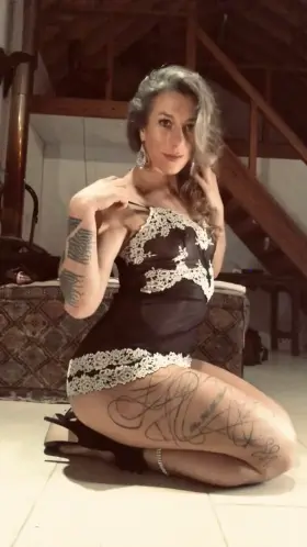 no makeup milfie for you guys :)