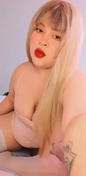 [Selling] I am a young brunette Latina 🔥 I am so horny my panties are so wet and you need to fuck me now that you know SEXTING/ VIDEOS/ PICS/ GFE / FEMDOM/ Hey guys im here to have fun, on my Snapchat: Snowflake.235 and my Kik: Snowflake.235 i'll give you my prices😘🤭