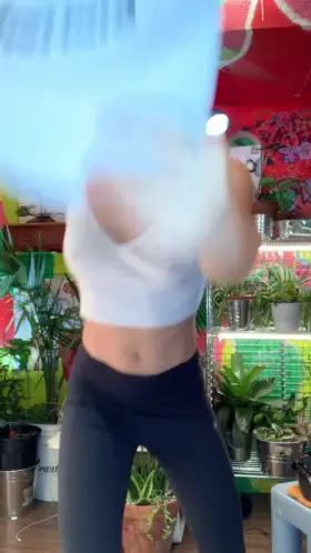 I can make my clothes disappear 😉