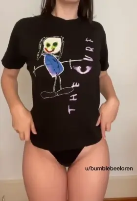 There are a lot of tiny girls on this sub. Would anybody fuck a girl with my body type?