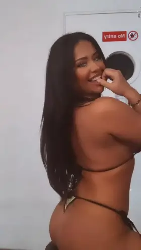 Hi baby you like some of these?!