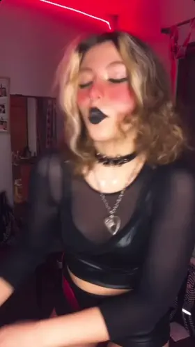 What's your go-to position? 🤤