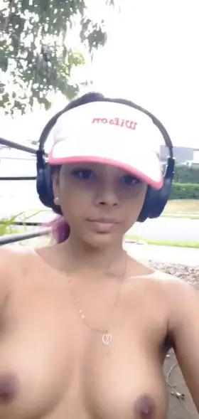 Could've got a good look if he drove slower [GIF]