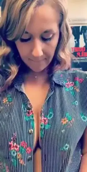 Did you guys know my dad works for the post office too 🥰