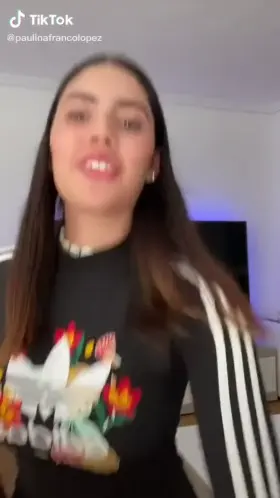 Paulina Get her Free F0lder Below👇