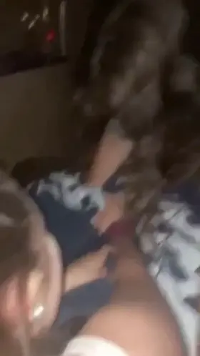 When the parent are out 😮😮