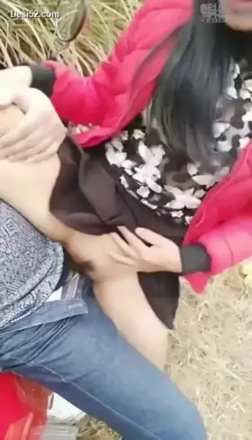 [F] Desi Cute Shy Gawl Riding In Public Place ❤️🔥 Full Video 👇👇