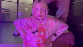 daddy🥺do u like my small titties?