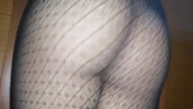 shaking all of this cake in fishnets 🖤