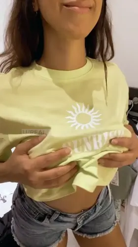 Just a short dressingroom tease ;)