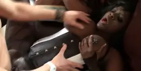 Ebony slut Eden amore loves being manhandled