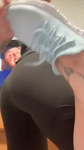 A nice stretch after my workout 🏋️‍♀️ (click redgifs to hear 👂)