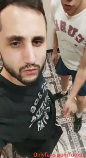 a quick blowjob before everyone see us 🙊