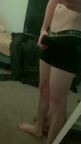 Anyone down to suck this cock head?