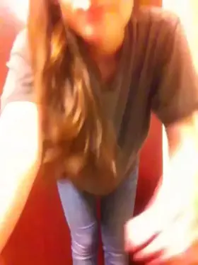 Hot redhead wastes no time