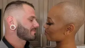 Getting Pegged For Valentine`s Day