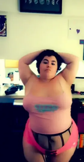BBW boobs rough bouncing 😈 Sometimes you gotta trust the shirt!