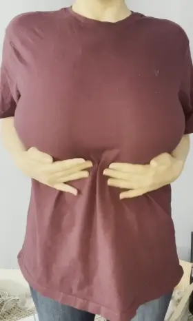 Imagine her smothering you with those 🥵