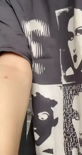 small tits and big ass look very cute 😜